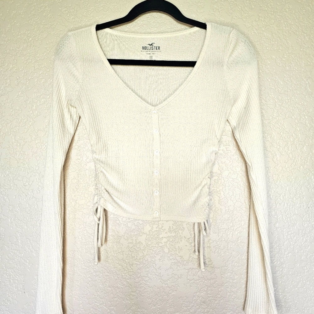 Hollister Shirt Womens XS White Ribbed V-neck Cropped Ribbed Comfort Str…